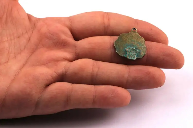 

Faux Patina Pendant - Tree Shaped - Alloy Charms -Zinc Alloy Beads - 5PCS/LOT - Jewelry Supplies - 25x21x1.6mm - ZZ1078