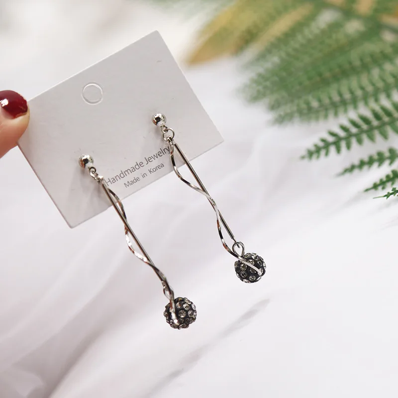 Женские корейские серьги гвоздики 34 стиля черные цветочные геометрические