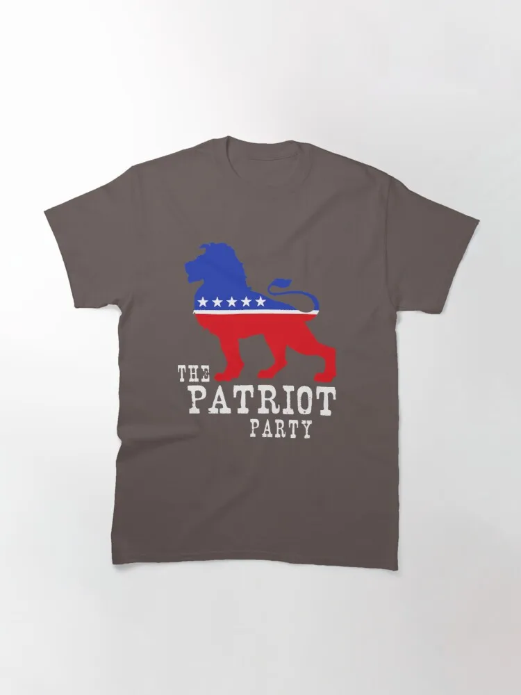

Tops T Shirt Women The Patriot Party Lion Classic T-Shirt