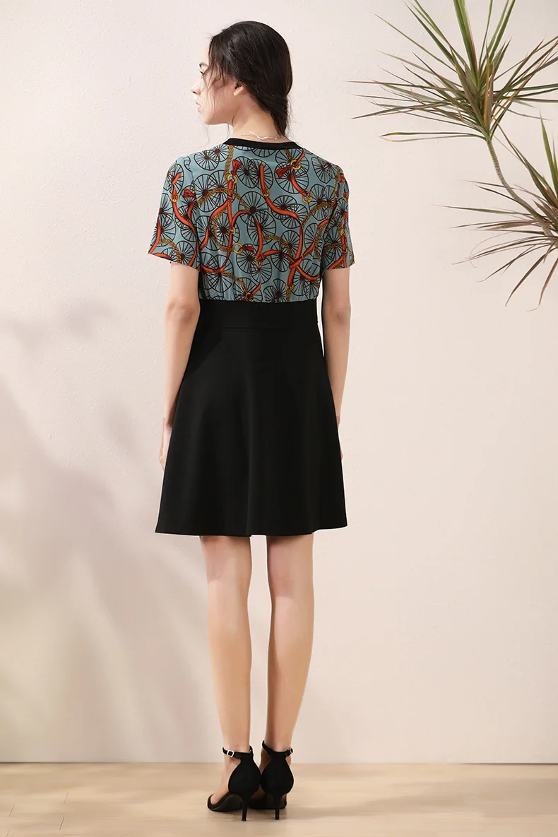 

2021 Spring Summer New Dress Women's Round Neck Hollow Dresses Chain Printed High Waist Slim Midi Skirt For Female Skirts