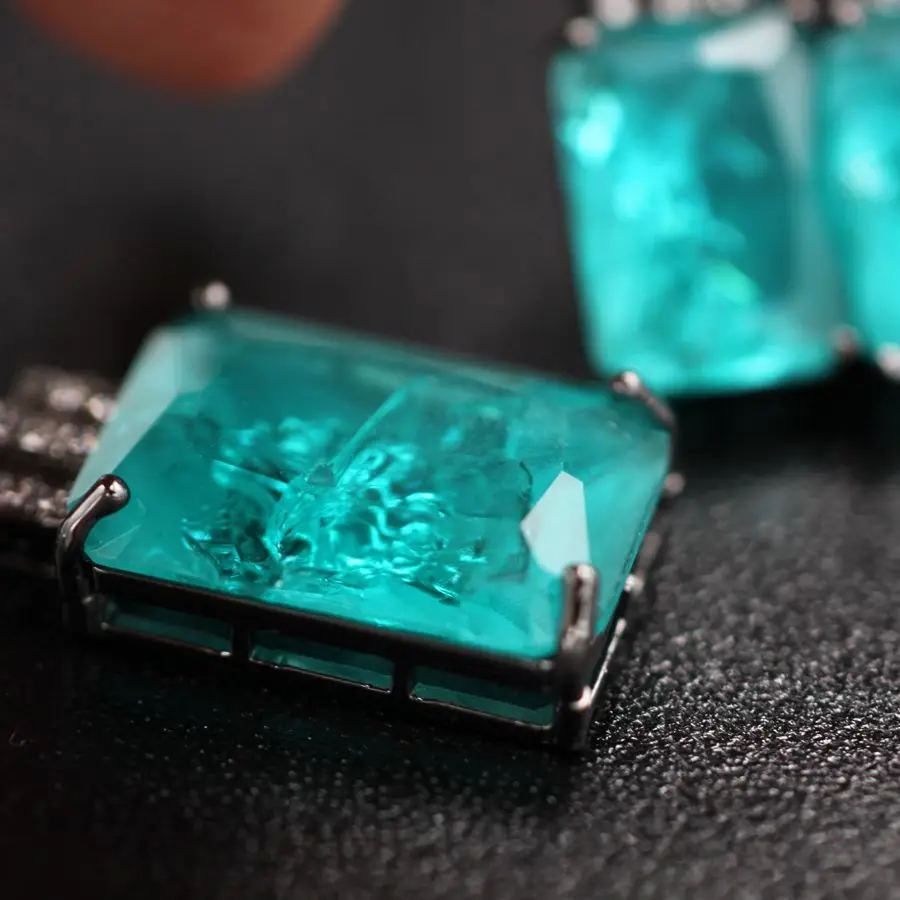 Женский комплект из колье и серёг с фианитом | Украшения аксессуары