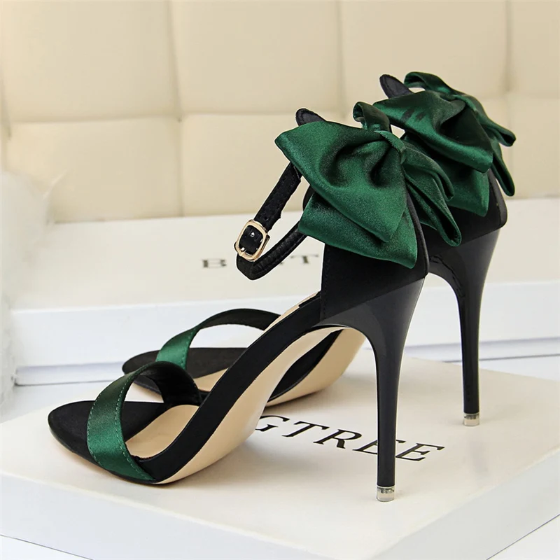 Сандалии женские атласные высокий каблук 10 см туфли-лодочки из фетиша и шелка