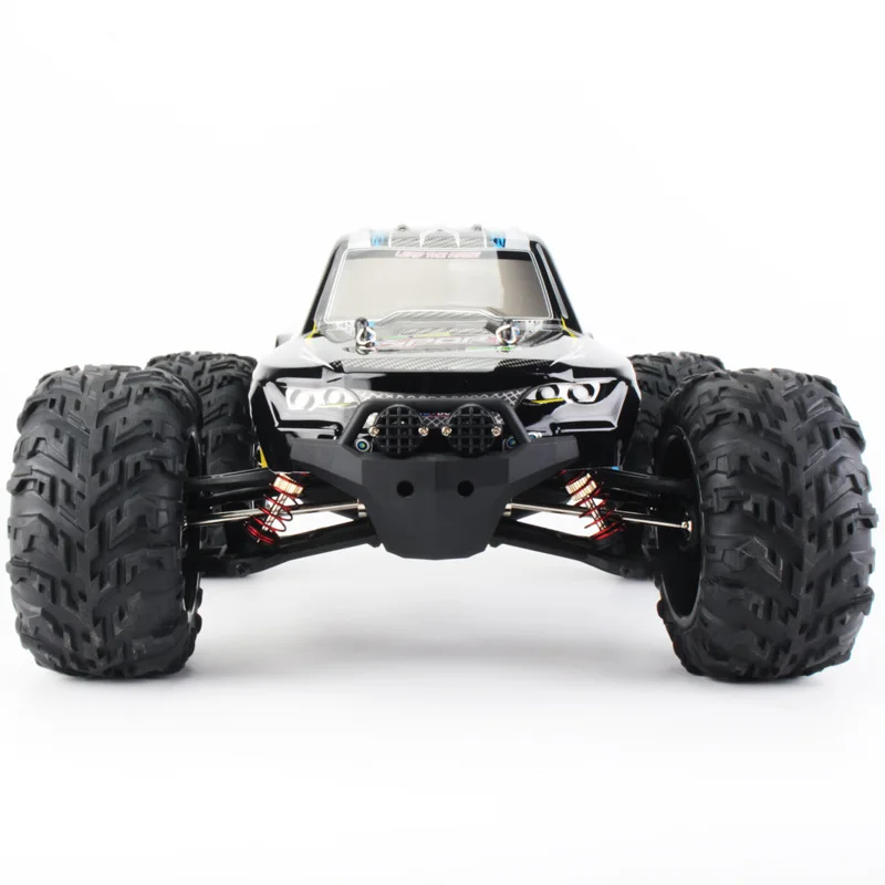 Полноразмерный четырехколесный привод с высокоскоростным пультом