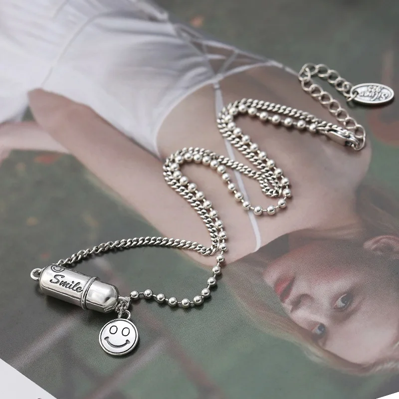 

S925 Sterling Silver Necklac Retro Niche Fashion Temperament Clavicle Chain Smiley Face Pill Round Female Jewelry
