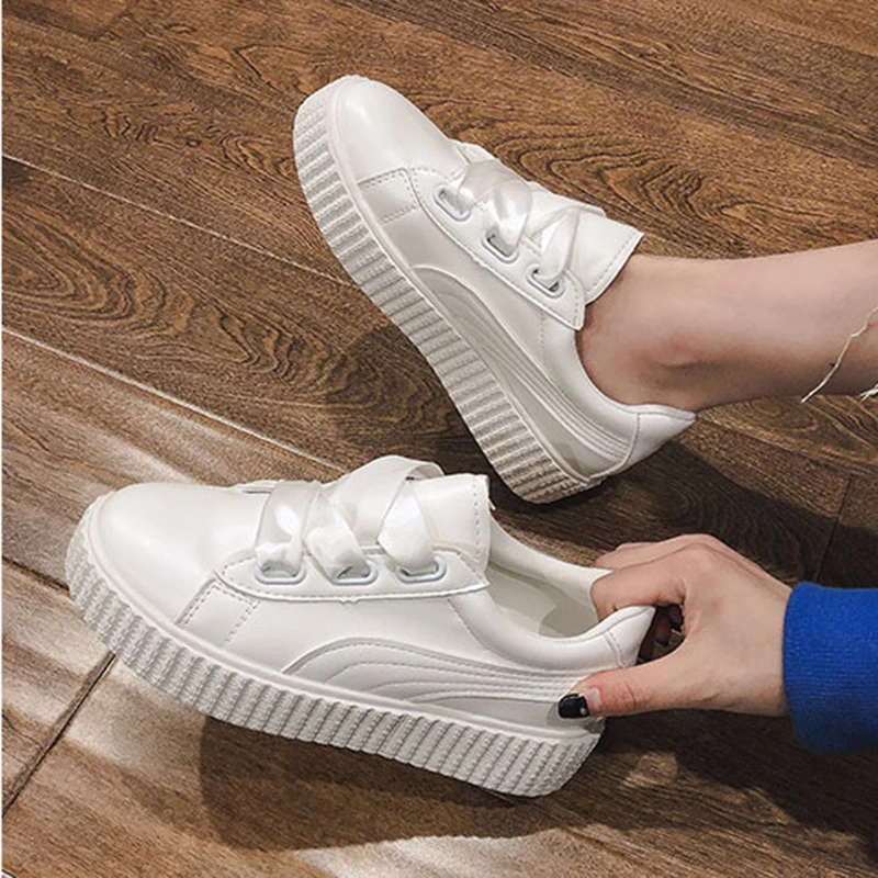 Шелковые босоножки маленькие белые туфли женские на плоской подошве Балетки