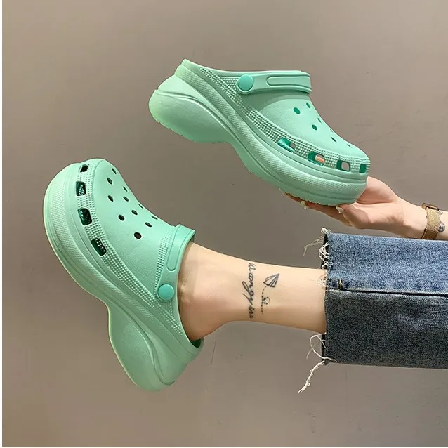 

Shoes Ladies' Slippers Med Cover Toe Summer Clogs Woman Pantofle Platform Beach Flat 2021 Fabric Rome Slides PU Scandals