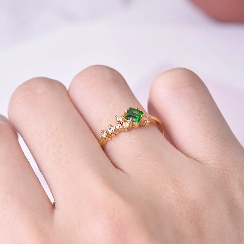 

High Quality Gold Color Green Square Cubic Zircon Crystal Ring for Women Girls Fashion Accessories