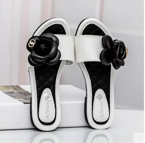 2019 г. Летние новые дизайнерские модные сандалии без застежки шлепанцы принцессы