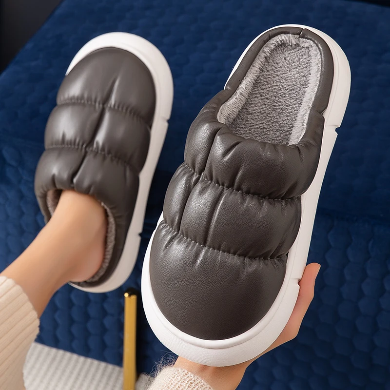 

2021 Winter Toast Cotton Women Down Slippers Warm Indoor PU Thick Sole Men Home Male Shoes Waterproof Plush Outside Slippers