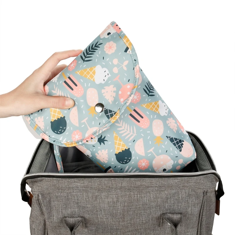 

Multifunctional Baby Diaper Organizer Reusable Fashion Prints Mummy Storage Bag
