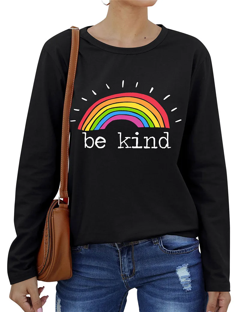 

Женские повседневные футболки с круглым вырезом