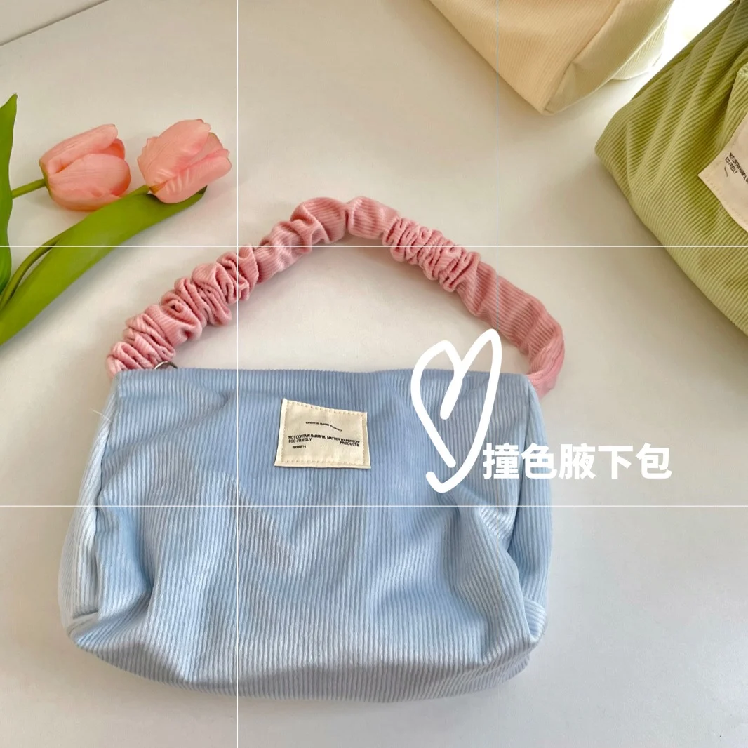 

Contrast color underarm bag corduroy girl's large intestine out bag corduroy with feel shoulder bag