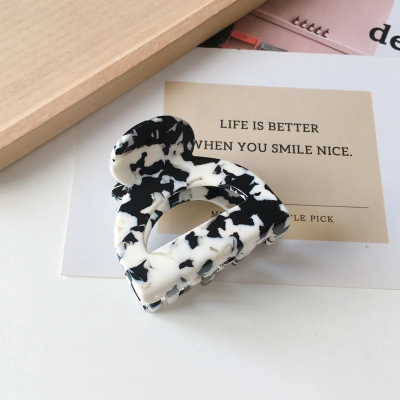 

2021 Hair Clips Claw Retro Fashion Decorative Hair Clip Leopard Acetate Plate Grab Clip For Women Girls Resin Hairpins Hair