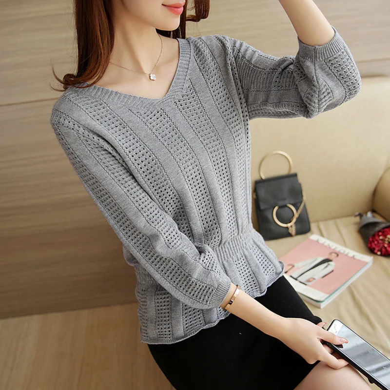 2019 autumn new hollow V-neck sweater women's Korean casual fashion nine-point sleeve thin loose waist bottoming shirt | Женская