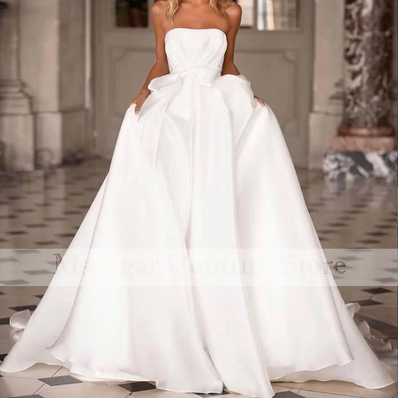 

2021 Luxury Strapless A-line Wedding Party Dresses Bow Satin Inform Bridal Gowns Custom Made For Women
