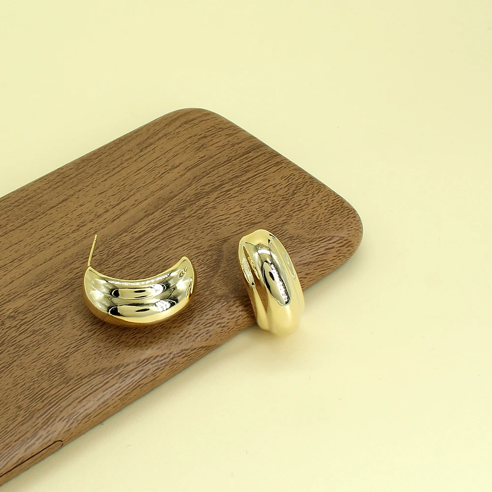 

Ethnic Simple Ladies Geomety Ear Studs Earrings Modern Copper Earrings for Women Men Party Jewelry Gift Accessories