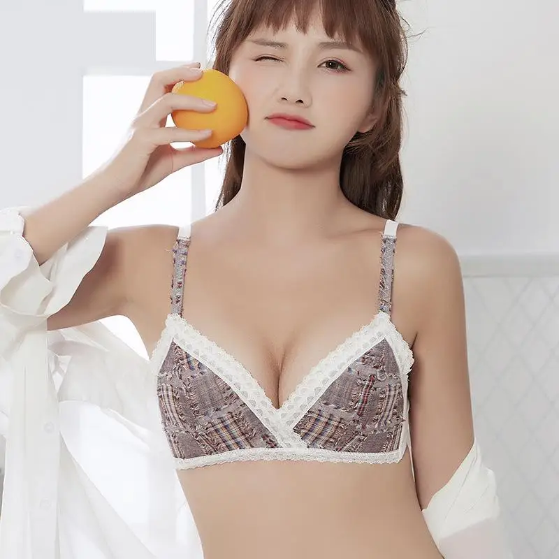 

Japanese Style Plaid Lace Bra Underwear Girl Sexy Small Chest Gathered No Steel Ring Bra Thin Comfortable Girls Bra Comfortable