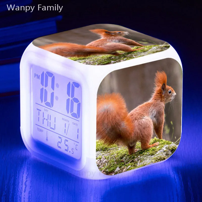 Милые белки Будильник 7 цветов Светящиеся СВЕТОДИОДНЫЕ цифровые часы большой