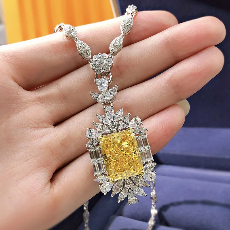 

Women Big Yellow Full Diamond Pendant Necklace S925 Sterling Silver Sparkling Radiant Cut 12*15mm High Carbin Diamond Jewelry