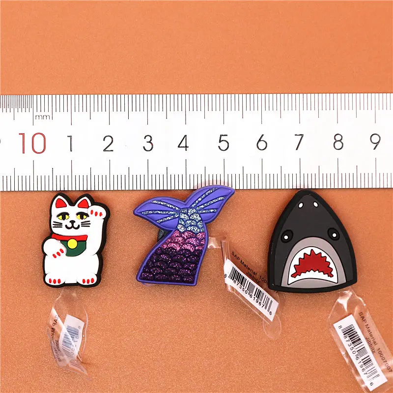 Original Shoe Charms Accessories Decorations Cute Lucky Cat Mermaid Shark PVC Croc jibz Buckle for Kids Party Xmas Gifts U178