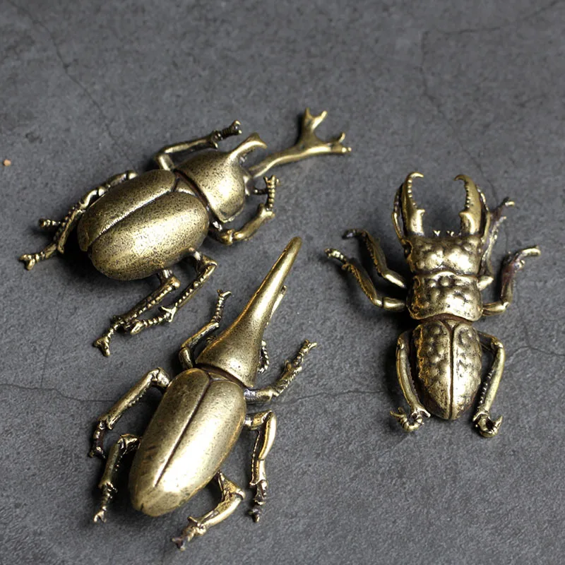

Solid pure brass office desktop small ornaments beetle insect tea pet jewelry crafts gifts hand toys