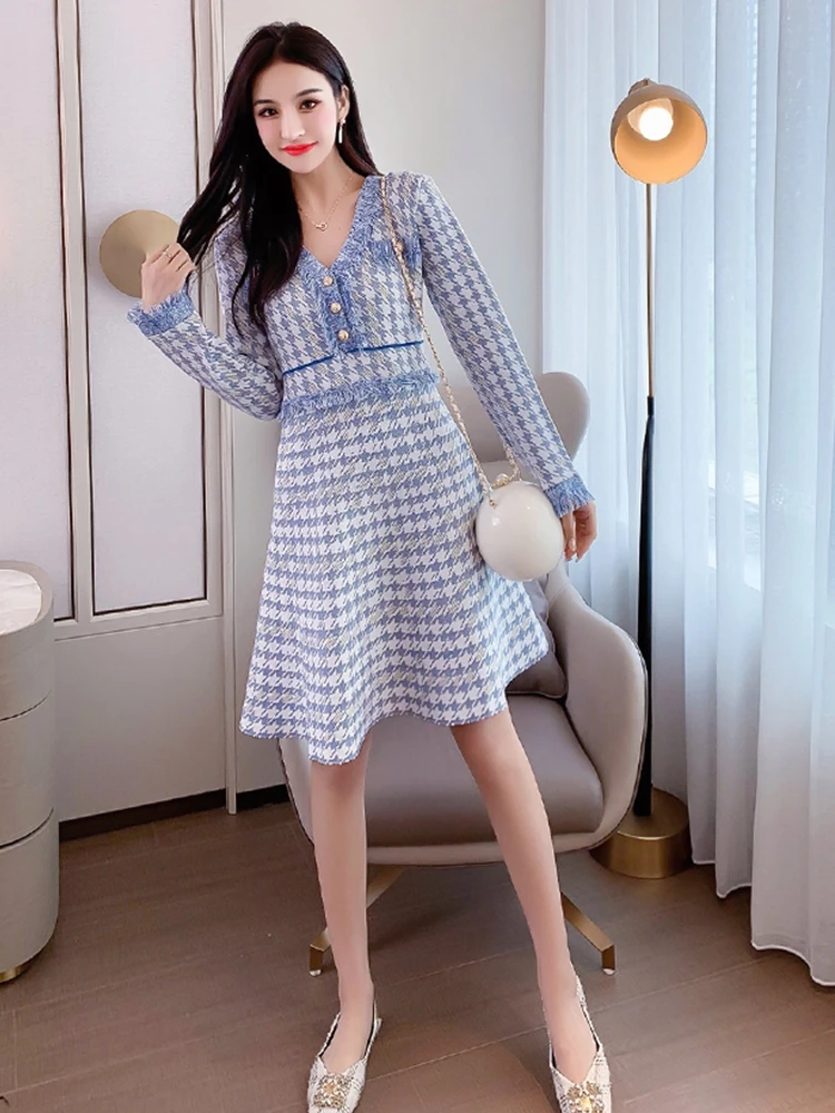 Женское трикотажное платье-свитер в клетку с длинным рукавом | Женская одежда