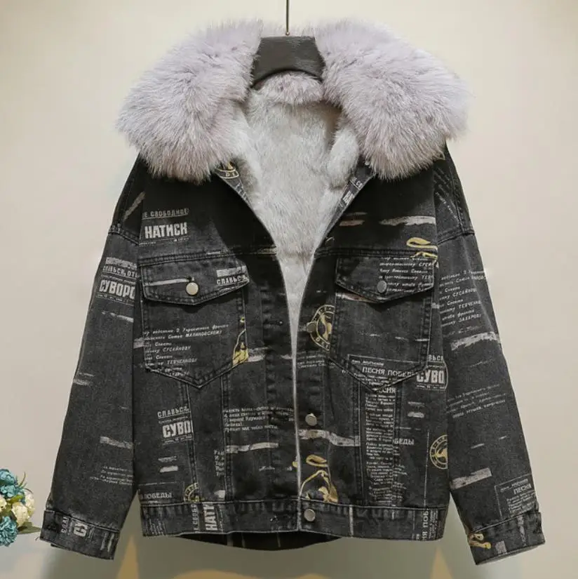 

2021 new winter plus velvet fashion printed denim jacket female detachable rabbit fur liner real fur coat loose Parkas for women