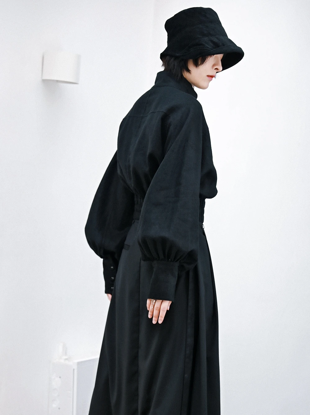 

IEQJ Loose Fit Jacket New Stand Collar Long Lantern Sleeve Women Coat Fashion Tide Black Short Streetwear Summer 2021 8P815