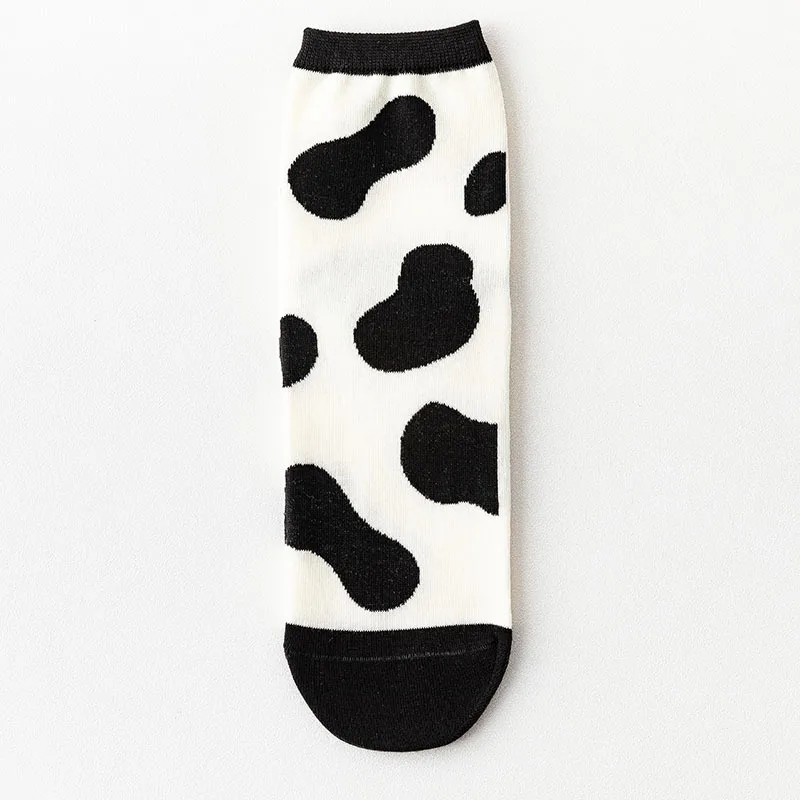 

2021 socks funny cow print white cartoon calcetines cozy harajuku skarpetki damskie cute animal chaussettes kawaii happy sock