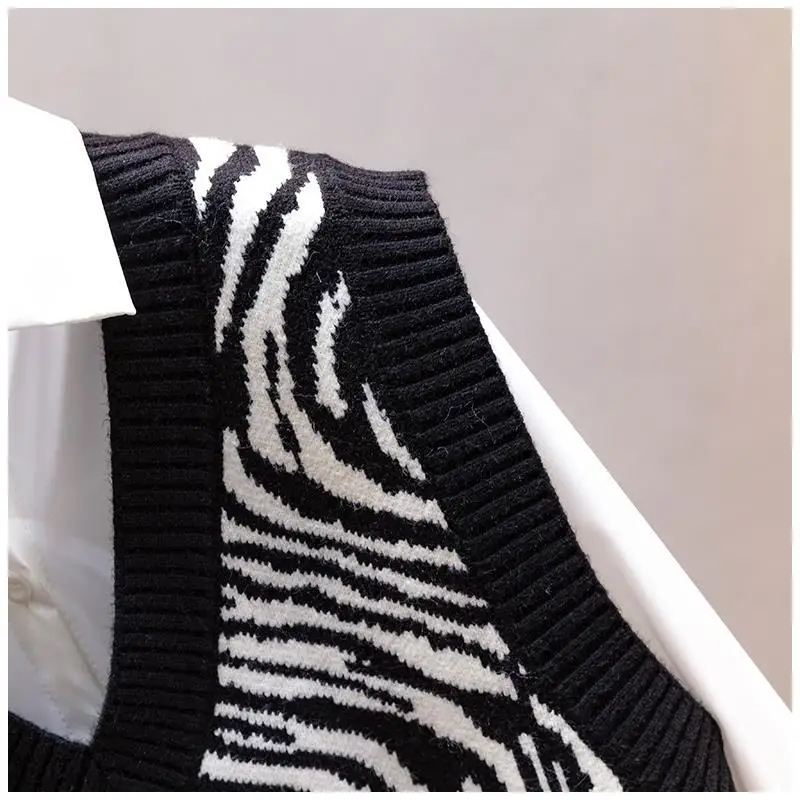 Модный черный вязаный жилет с узором зебры Женский Повседневный Свободный