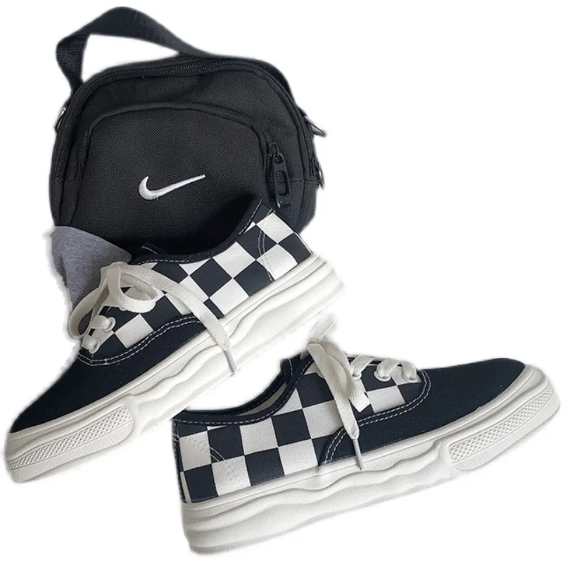 

Canvas shoes women's shoes niche design new 2021 spring and summer thin breathable versatile ulzzang board shoes