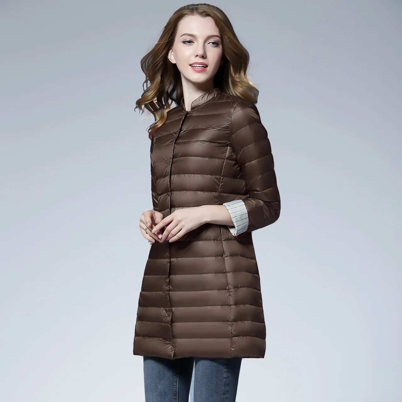 Новый стиль маленький пуховик с воротником стойкой Женский однобортный