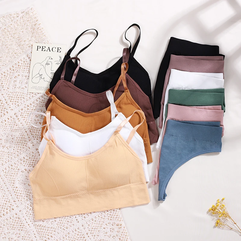 

Комплект с бюстгальтером разных цветов нижнее белье женское, женский комплект нижнего белья, комплект с бюстгальтером и трусиками разных ц...