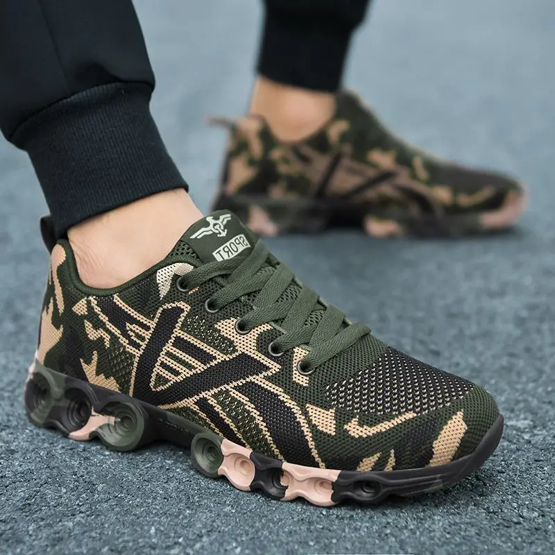 

Camouflage Sneakers Men Mesh Breathable Lace-Up Lightweight Military Shoes Man Couple Unisex Outdoor Running Thick Sole Footwear