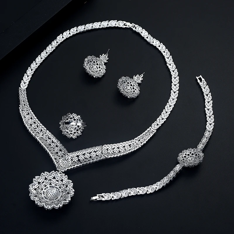 Женский ювелирный комплект из колье и подвески с фианитом | Украшения аксессуары