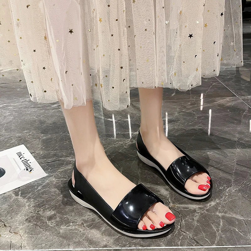 

2021 New Women Basic Shoes 2021 Summer Fashion PVC Platform Sandals Female Ladies Outdoor Breathable Lightweight Casual Shoes