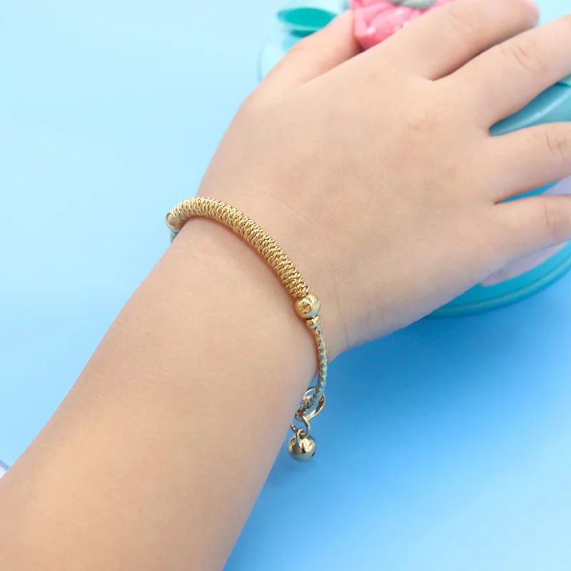Фото FS Шарм Регулируемый Креативный Золотой Цвет 18 К Покрытие Brazalete de bebé Персонализированные Колокольчики Браслет Ювелирные Изделия №3