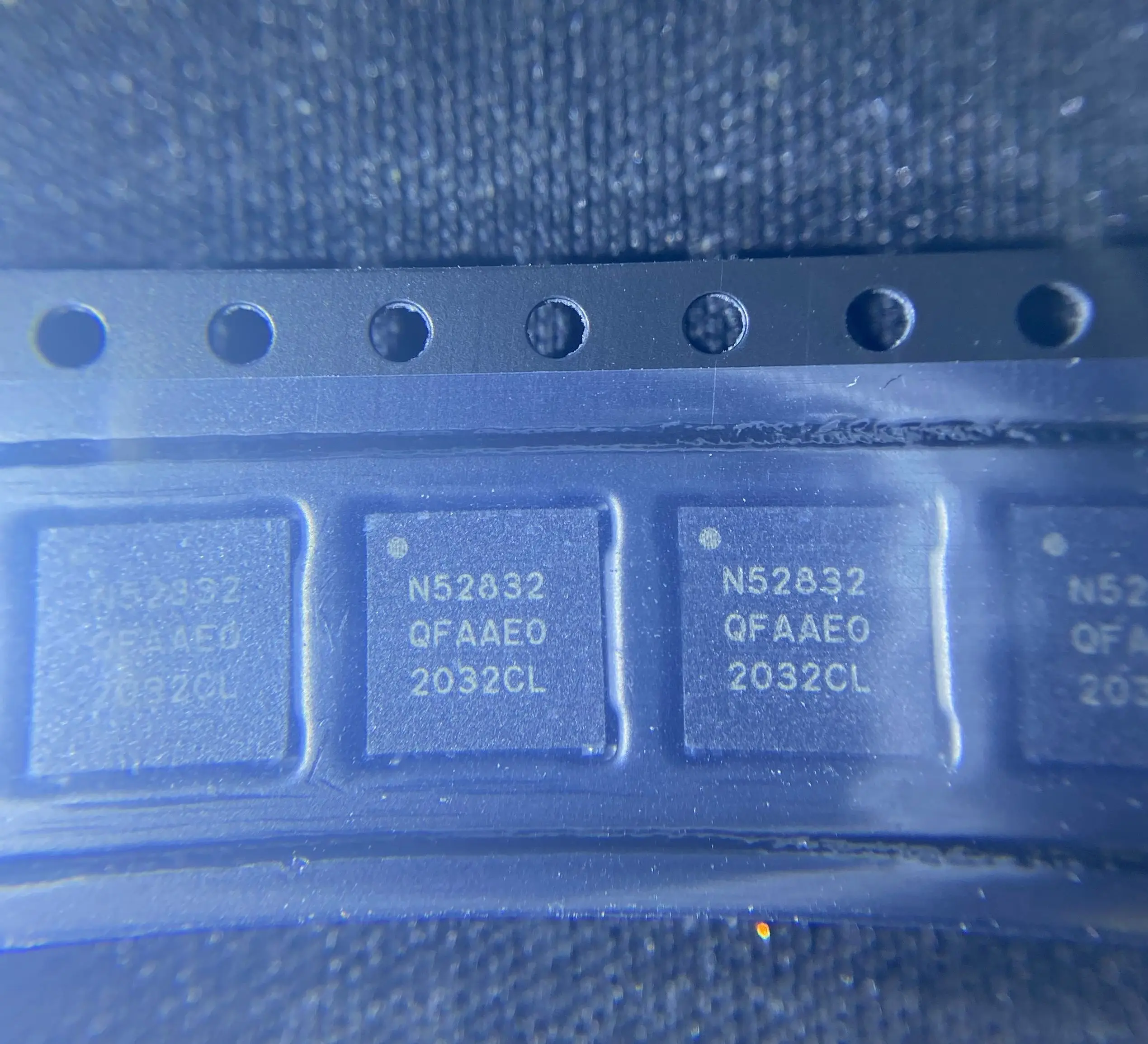 5 шт./лот 52832 52832-QFAA N52832 NRF52832-QFAA NRF52832 NRF52832QFAA NRF52832-QFAA-R QFN48 Оригинал Бесплатная доставка