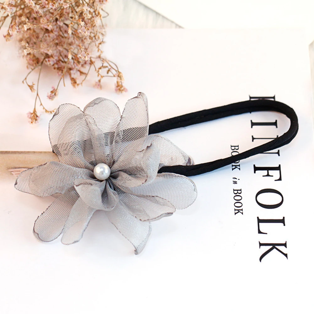 Сладкий элегантный половина булочка твист женщина цветок французский бутон