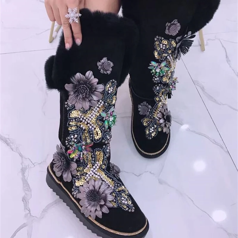 

Tide brand heavy work beautiful fur one exquisite rhinestone three-dimensional flower wool high boots snow boots