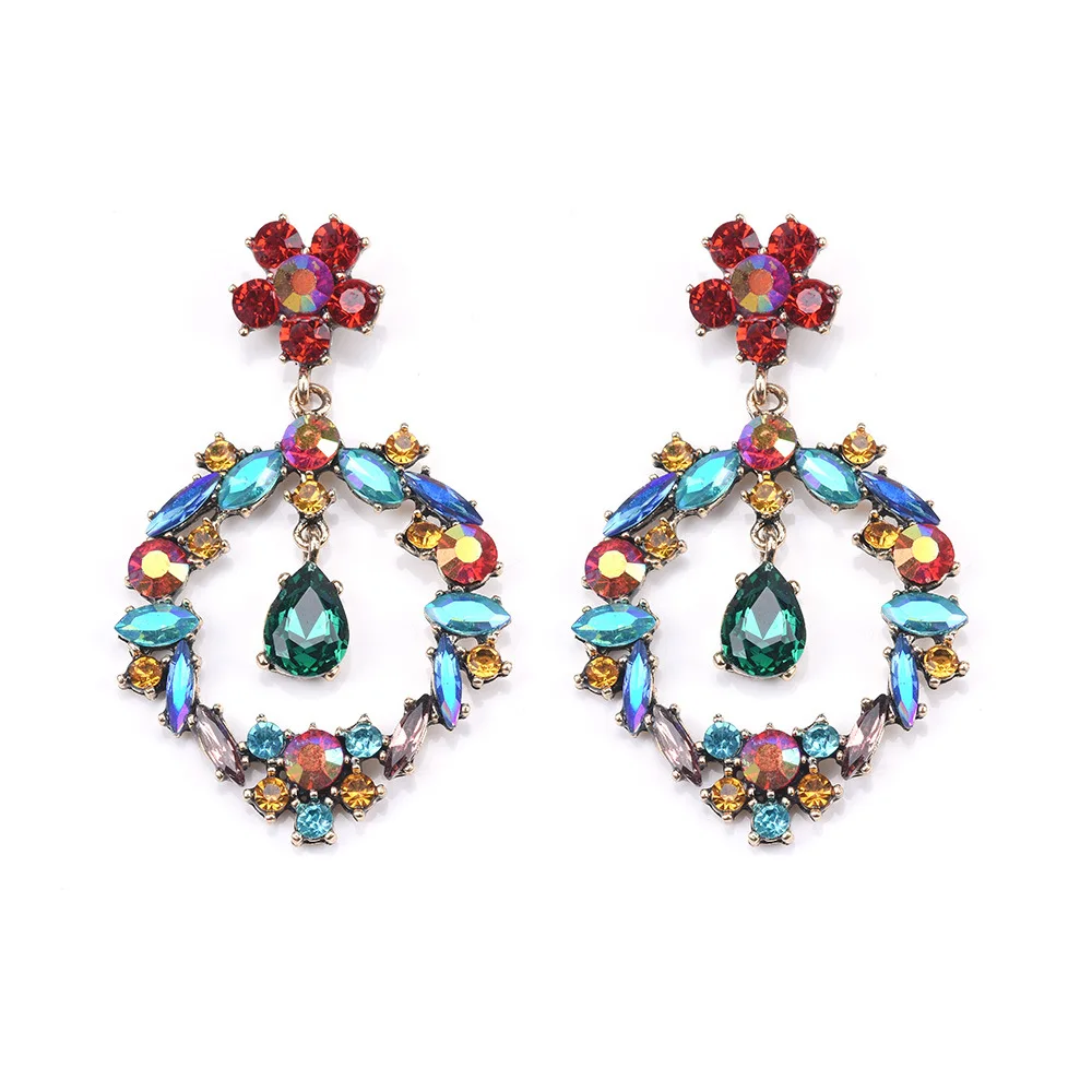 

BK Round Hollow Out Geometric Earrings Colorful Acrylic Rhinestone Glass Beads Stud Woman Wedding Gift Eardrop Fashion Jewelry
