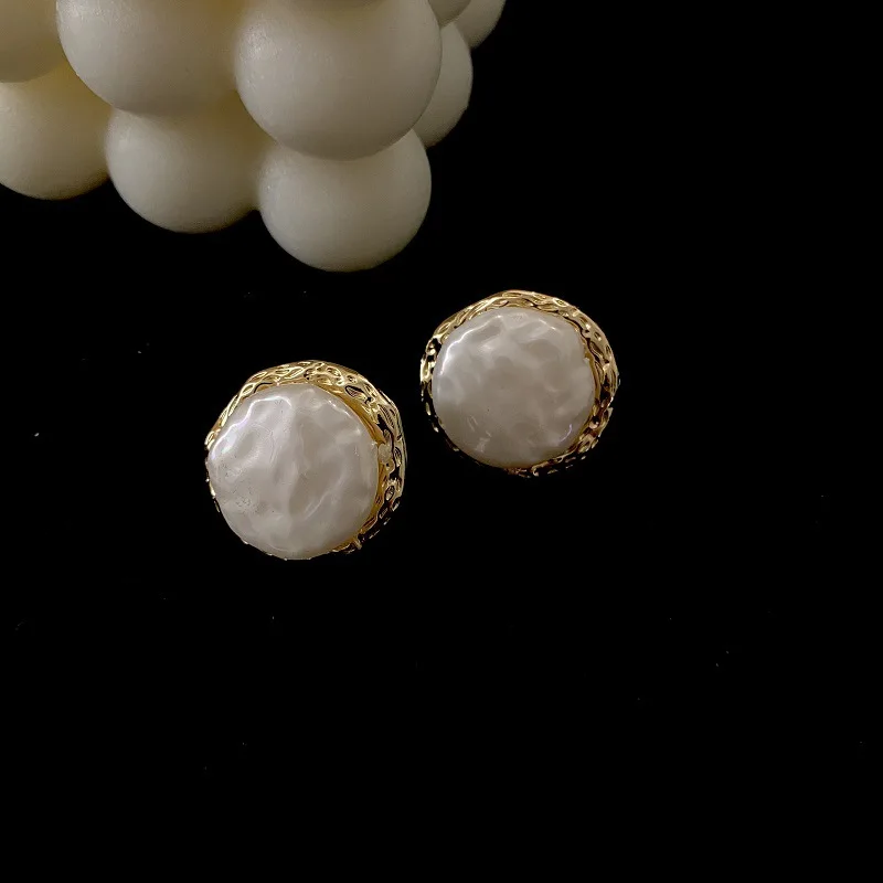 

925 Silver Needle Pearl Earrings Female High Sense European and American Retro Fashion Earrings Earrings 2021 New Wholesale