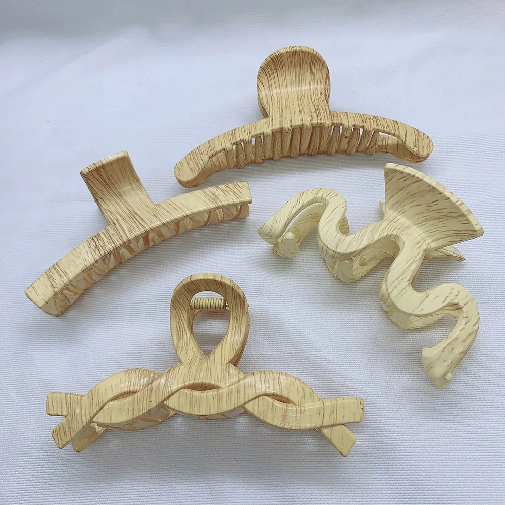 

New Wooden Women Korea Hair Claw Girls Elegant Makeup Fashion Hair Crab Hair Clips Simplicity Shark Hairpin Hair Accessories
