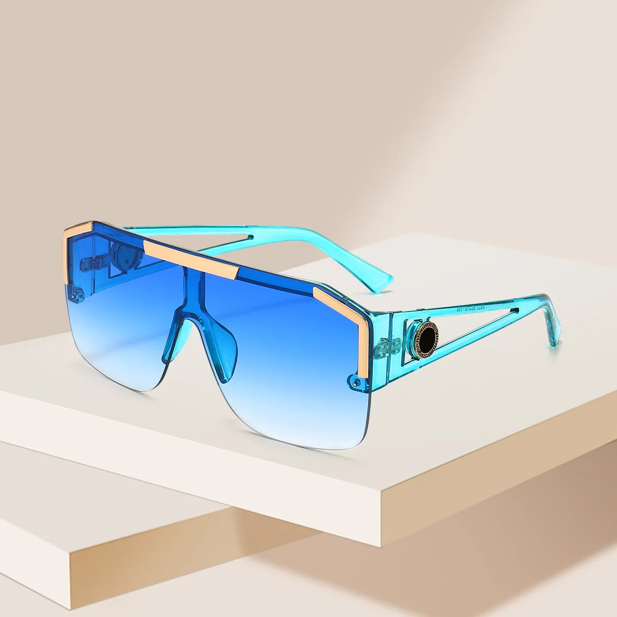 

One-Piece Sunglasses For Man And Women Conjoined Sunglasses New Fashion Street Shooting Leisure Sunshade Individual 2021 Style