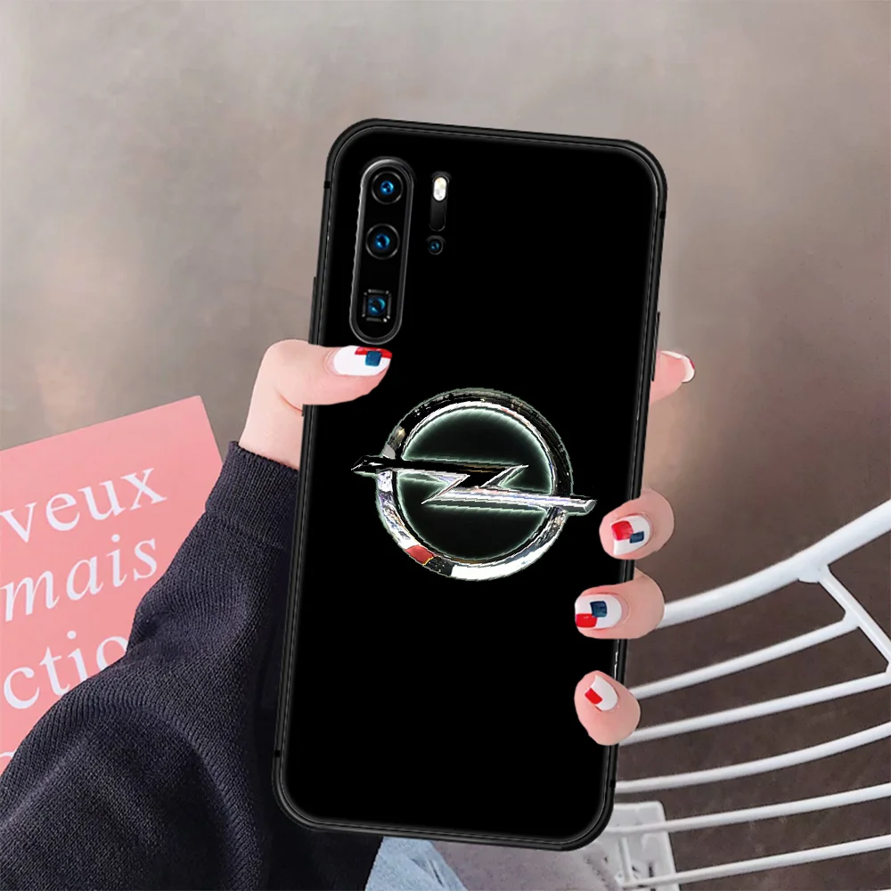 

Luxury Car logo Opel Astra Phone Case Cover Hull For Huawei P8 P9 P10 P20 P30 P40 Lite Pro Plus Smart Z 2019 black Hoesjes
