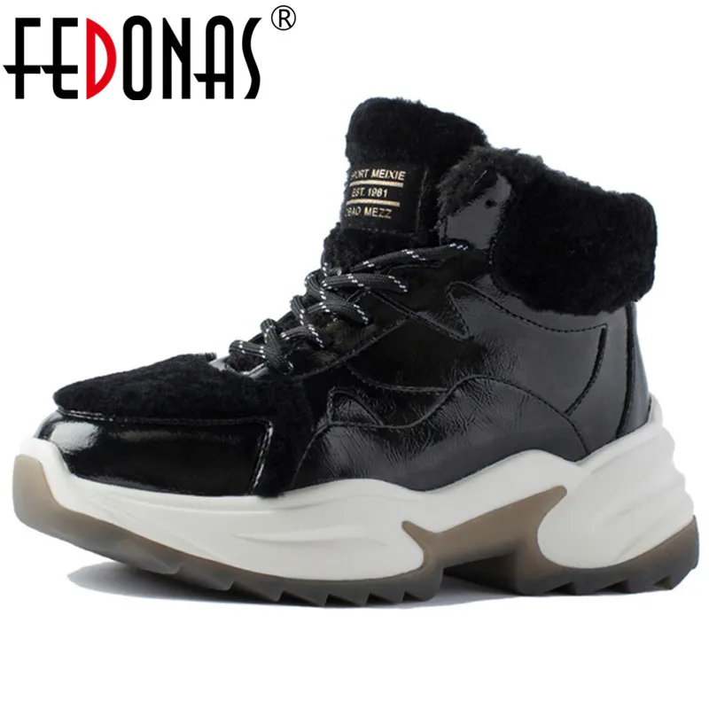 Женские кроссовки FEDONAS теплые короткие ботинки из натуральной кожи для вечеринок