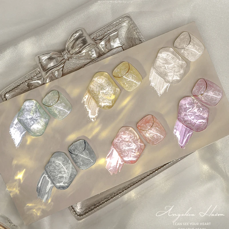 Гель-лак LILYCUTE полуперманентный для базового и верхнего покрытия ногтей 7 мл |