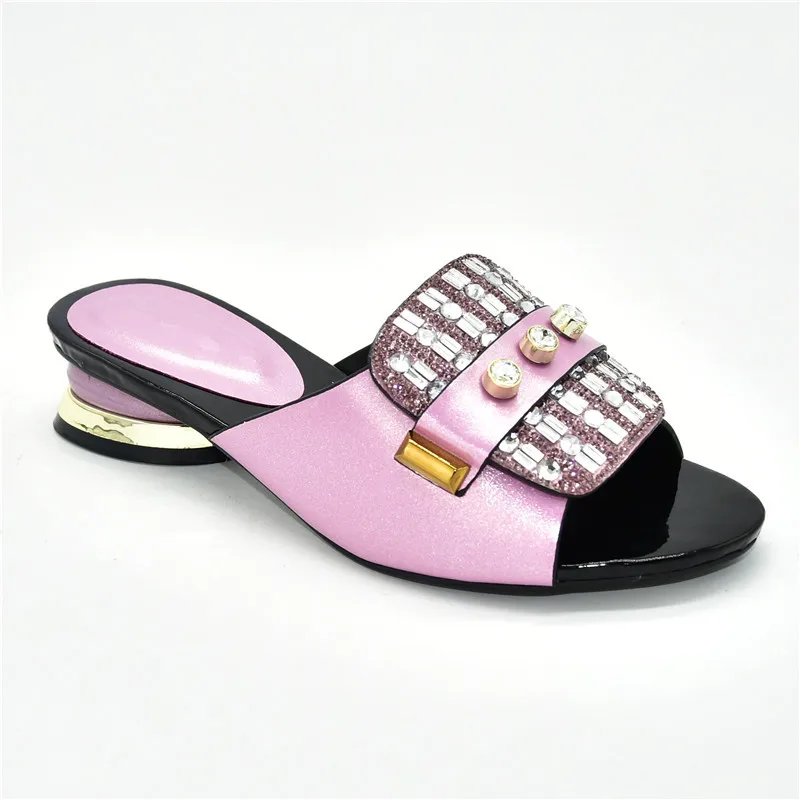 Летние женские шлепанцы на среднем каблуке Итальянские свадебные туфли высокого