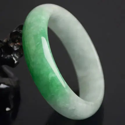 

Send Certificate Natural Myanmar Emerald A-Class 54-62mm Green Two-color Bracelet Exquisite Princess Bracelet Best Gift
