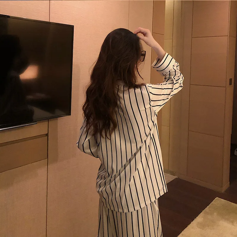 

Women's Pajamas 2021 Spring&Summer Long-Sleeved Thin Silk Nightwear Blue and White Vertical Striped Satin Sleepwear 2-Piece Set